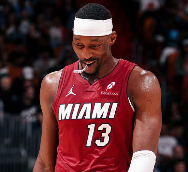 杨毅：阿德巴约得83分，只能说这个时代NBA的数据掺多少水了