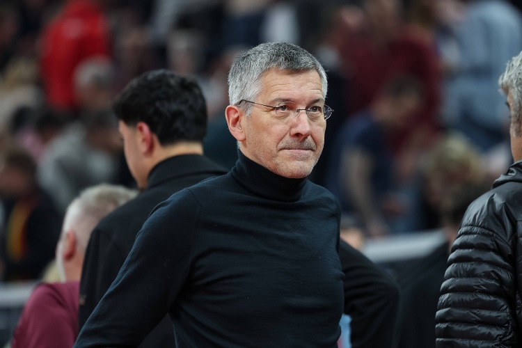 8868体育网页版-平药厂！海纳不满判罚：裁判赛后认错了，但这对我们拜仁没意义