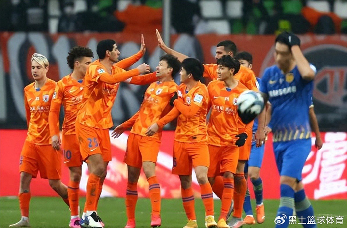 8868体育足球直播免费观看-鲁能锋线还有一位黑马新星，至今未在一线队亮相，有望接班刘彬彬|中超|闫恒烨|夏窗|阿尔瓦罗|山东泰山_新浪体育_新浪新闻